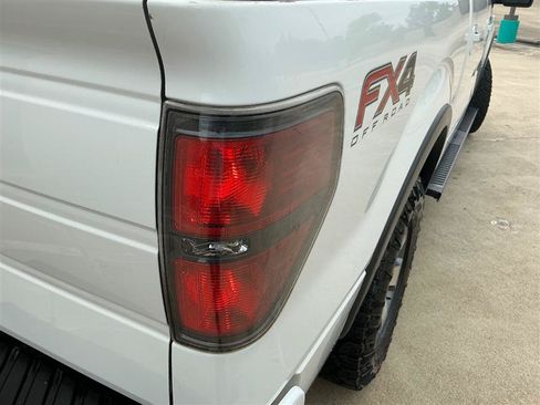 Used 2014 Ford F150 FX4 w/ Equipment Group 402A Luxury AWD/4WD image 22