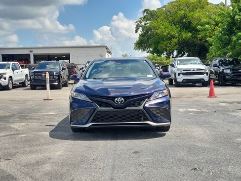 Used 2021 Toyota Camry XSE FWD image 8