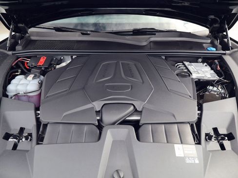 New 2026 Porsche Cayenne AWD/4WD image 25