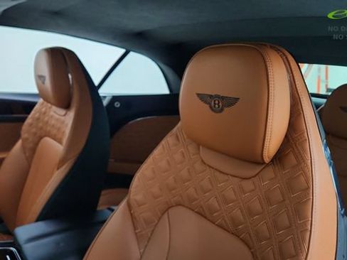 Used 2022 Bentley Continental GT AWD/4WD image 35