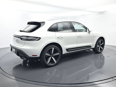 Certified 2025 Porsche Macan AWD/4WD image 15