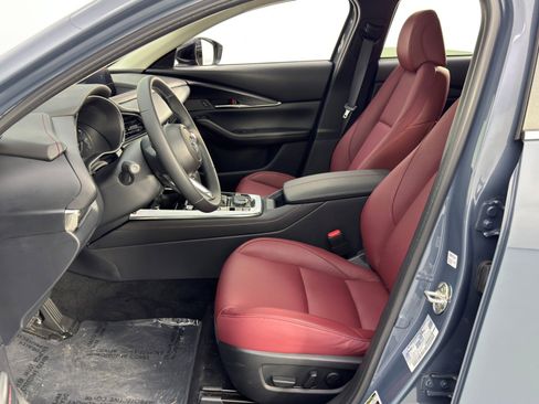 Used 2025 MAZDA CX-30 AWD 2.5 S w/ Preferred Package image 16