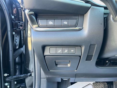 Used 2025 MAZDA CX-30 AWD 2.5 S w/ Preferred Package image 30