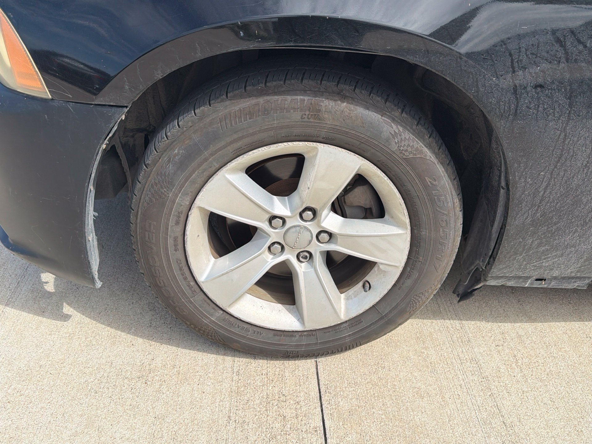 Used 2014 Dodge Charger SE RWD image 9