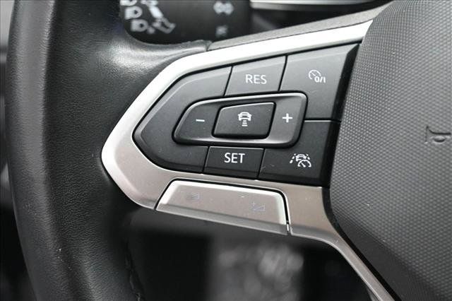 Used 2024 Volkswagen Jetta SE FWD image 11
