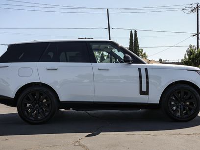 New 2026 Land Rover Range Rover SE