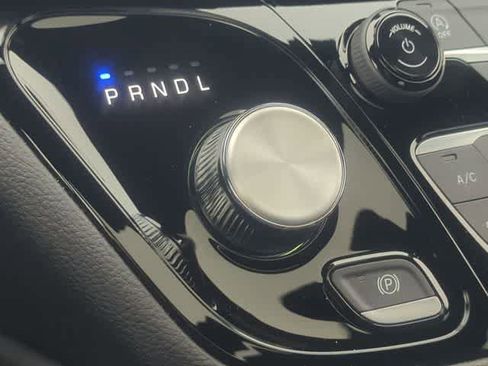 New 2026 Chrysler Pacifica Limited image 33