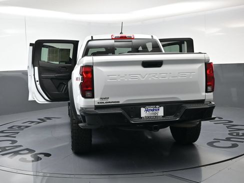 Used 2026 Chevrolet Colorado Trail Boss AWD/4WD image 28