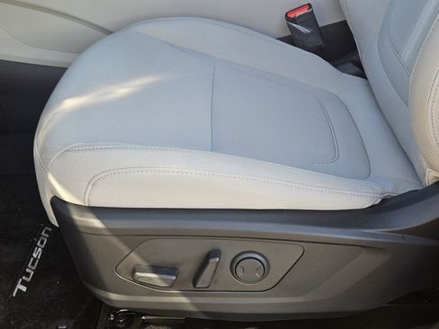 New 2026 Hyundai Tucson SEL FWD image 23