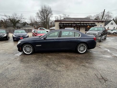 Used 2015 BMW 750Li xDrive image 4