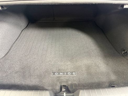 Used 2025 Hyundai Ioniq 6 SEL RWD image 35