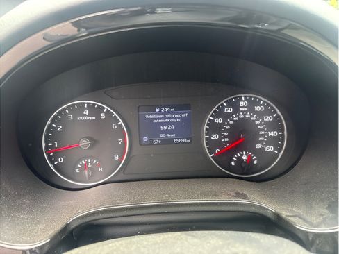 Used 2022 Kia Seltos EX AWD/4WD image 15
