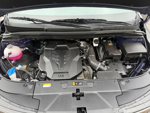 Used 2026 Kia Carnival FWD image 35