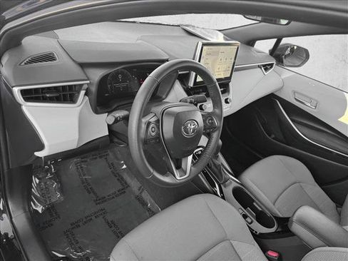 Certified 2025 Toyota Corolla SE image 12