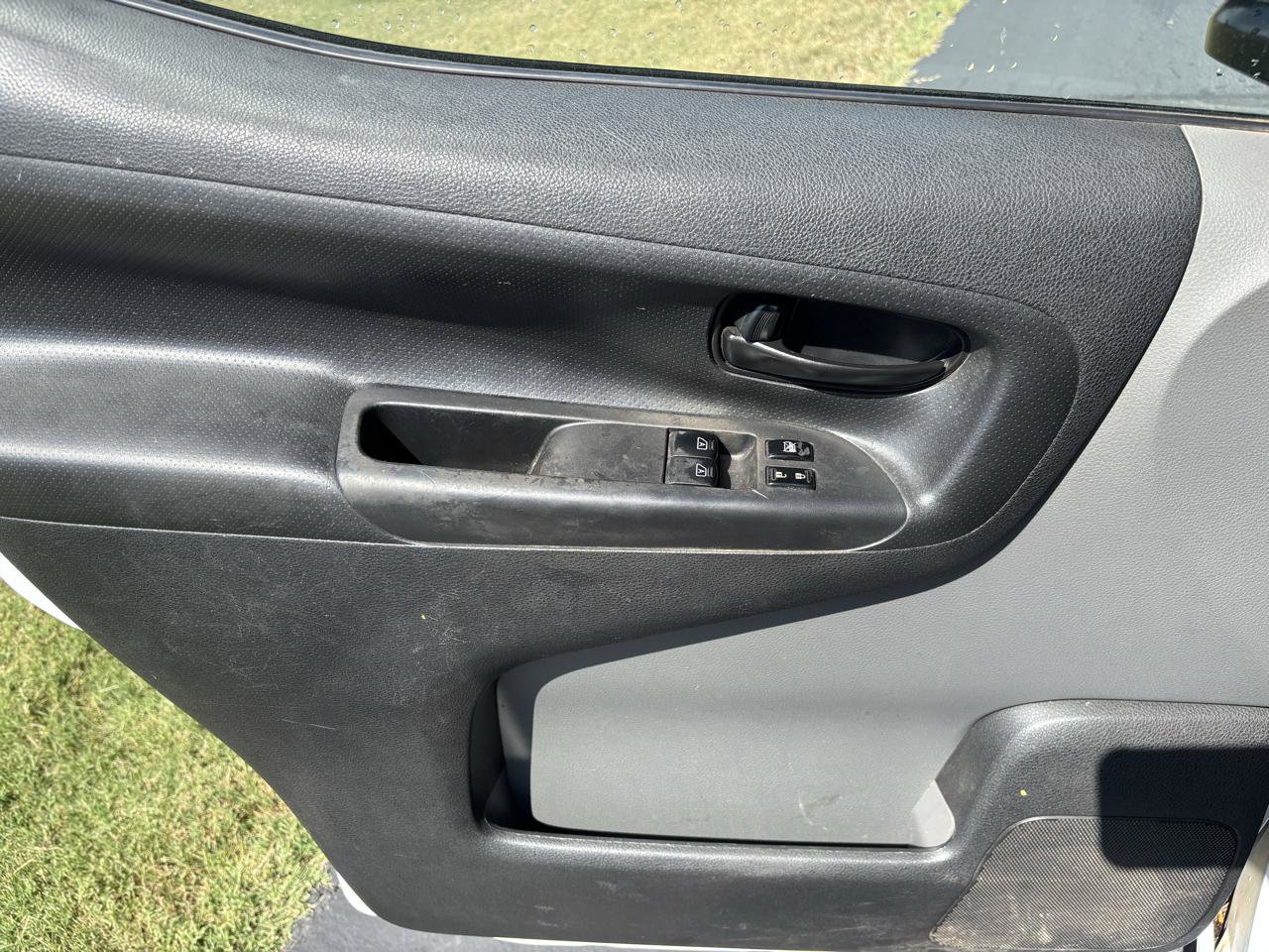 Used 2021 Nissan NV200 S w/ Back Door Glass Package FWD image 13