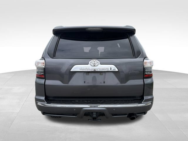 Used 2023 Toyota 4Runner Limited AWD/4WD image 6