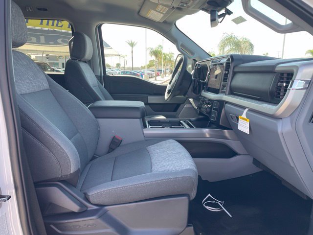 New 2026 Ford F250 XLT w/ XLT Premium Package AWD/4WD image 27