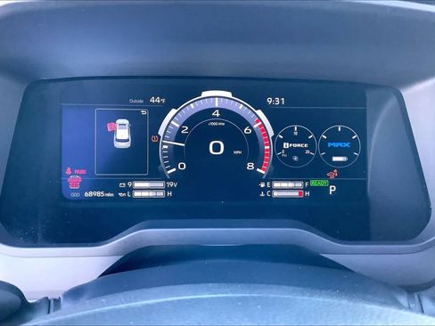 Used 2023 Toyota Sequoia Limited image 26