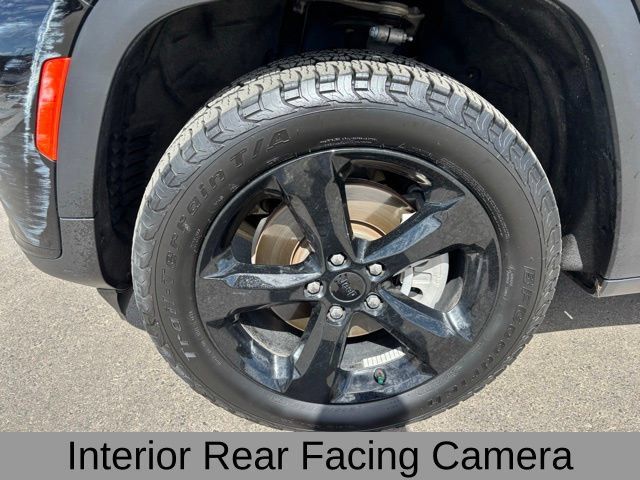Certified 2022 Jeep Grand Cherokee L Limited w/ Black Appearance Package AWD/4WD image 12