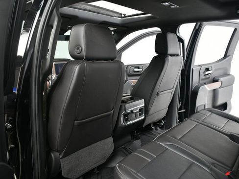 Used 2019 Chevrolet Silverado 1500 High Country w/ High Country Premium Package image 35