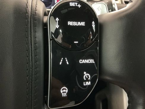 Used 2021 Land Rover Range Rover Long Wheelbase Autobiography image 18