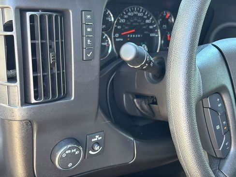 Certified 2025 Chevrolet Express 3500 LT w/ LT Preferred Equipment Group RWD image 20