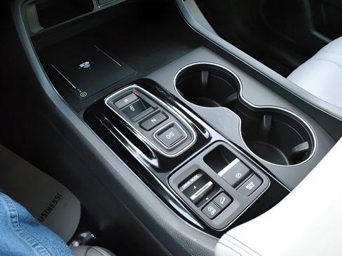 Certified 2025 Honda Pilot EX-L image 16