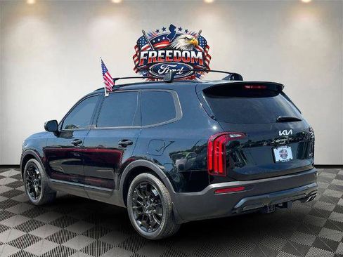 Used 2022 Kia Telluride EX w/ EX Premium Package AWD/4WD image 5