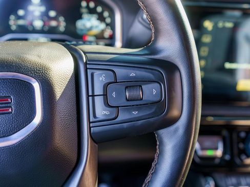 Used 2024 GMC Sierra 2500 AT4 w/ AT4 Preferred Package image 28