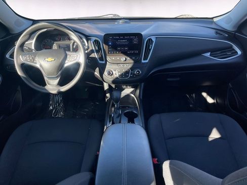 Used 2024 Chevrolet Malibu LT image 11