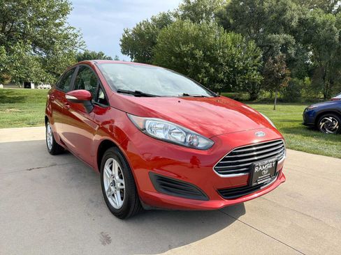 Used 2019 Ford Fiesta SE w/ Cold Weather Package FWD image 8