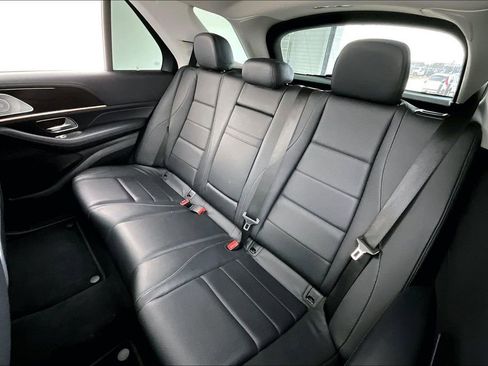 Used 2020 Mercedes-Benz GLE 450 4MATIC w/ Premium Package image 33