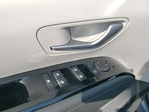 New 2025 Hyundai Tucson Limited image 13