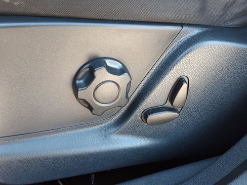 Used 2020 Ford EcoSport SE w/ SE Convenience Package AWD/4WD image 8