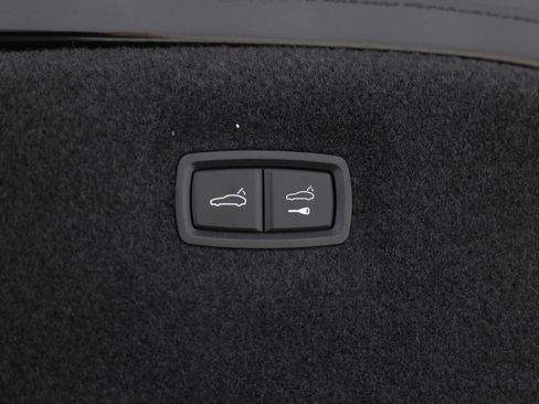 Used 2022 Audi RS e-tron GT w/ Carbon Performance Package image 61