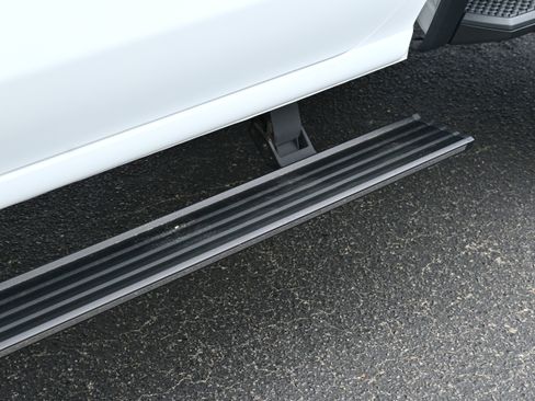 Used 2023 Chevrolet Silverado 2500 High Country w/ Z71 Off-Road Package image 35