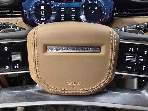 Used 2023 Land Rover Range Rover SE AWD/4WD image 25