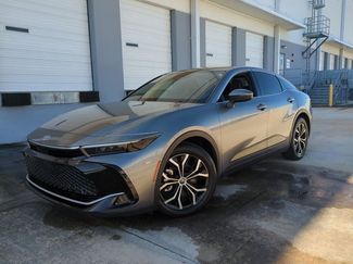 Used 2023 Toyota Crown Limited video 1