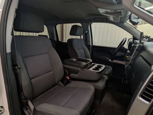 Used 2015 Chevrolet Silverado 1500 LT AWD/4WD image 6