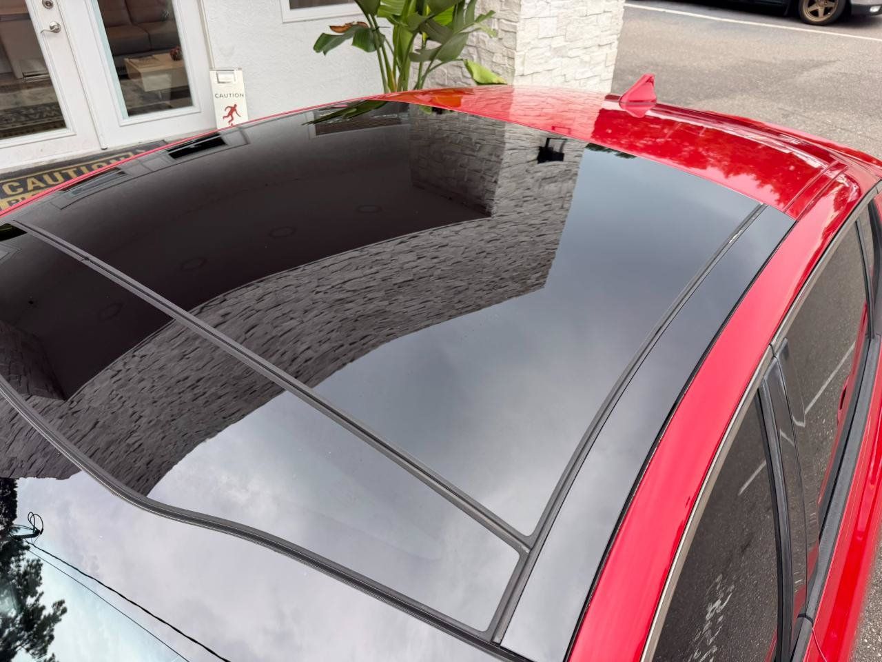 Used 2021 Kia Stinger GT-Line w/ Sun & Sound Package RWD image 10