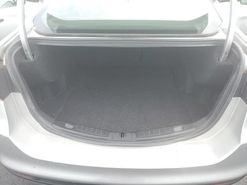 Used 2017 Ford Fusion S FWD image 7