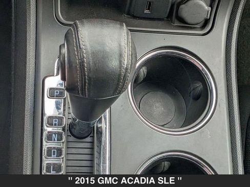 Used 2015 GMC Acadia SLE image 27