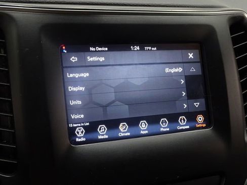 Used 2019 Jeep Cherokee Latitude w/ Popular Appearance Group FWD image 36