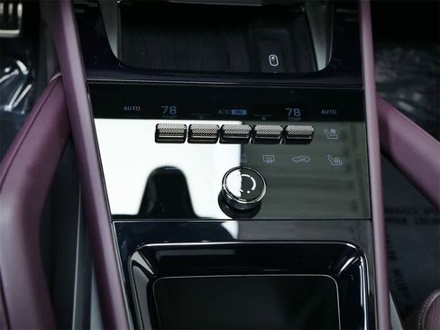 New 2026 Porsche Cayenne S image 25