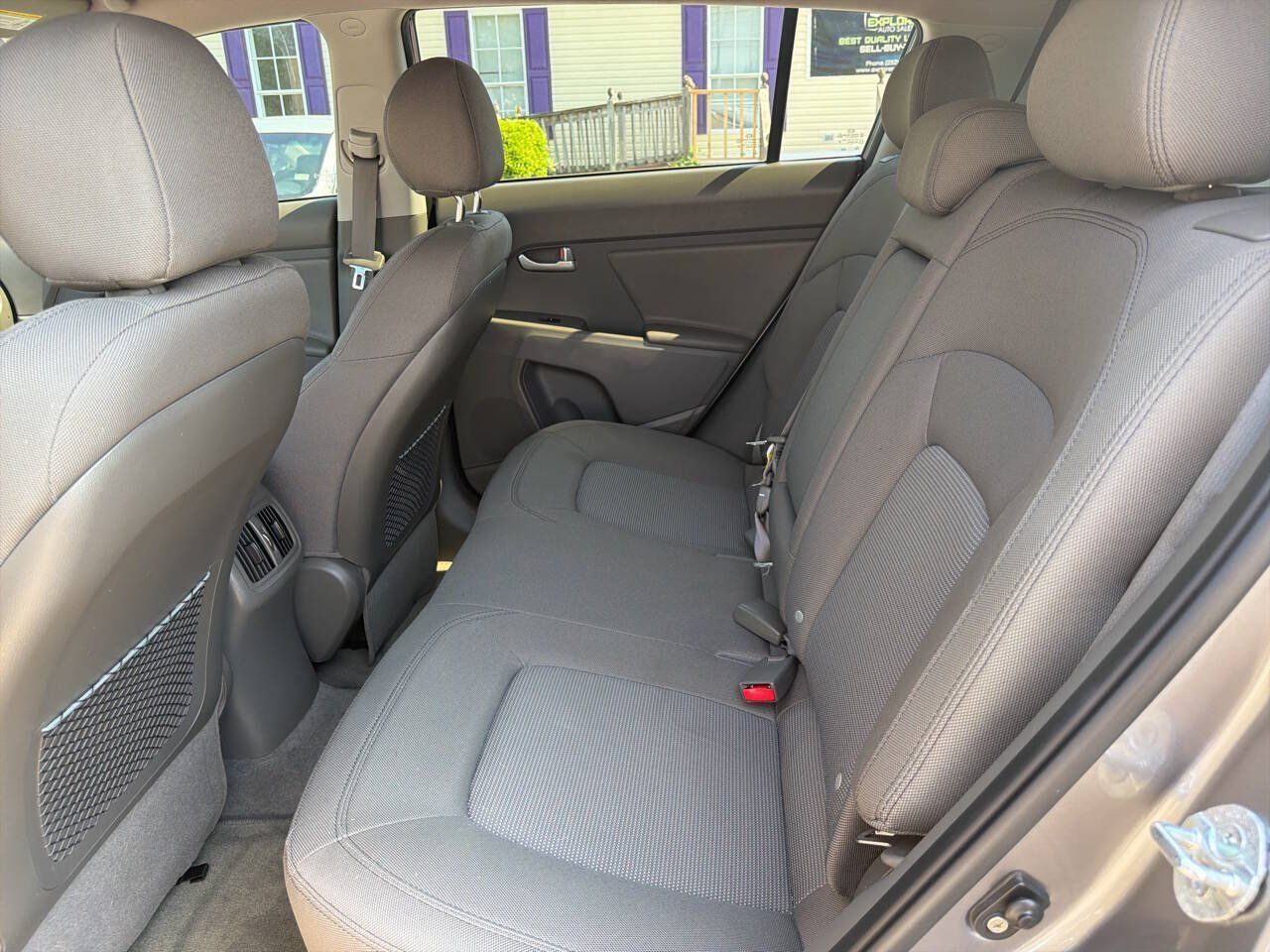 Used 2015 Kia Sportage LX FWD image 10