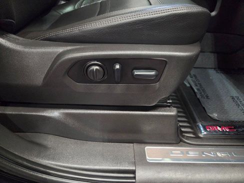 Used 2022 GMC Sierra 2500 Denali w/ Denali Black Diamond Edition image 79