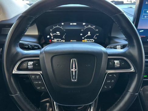 Used 2021 Lincoln Nautilus FWD w/ Equipment Group 101A image 22