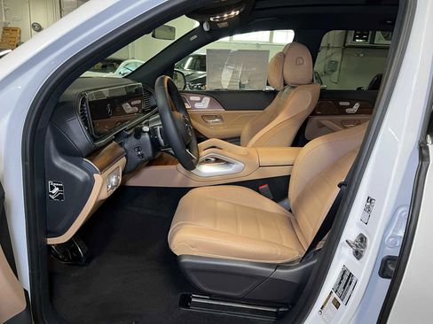 New 2025 Mercedes-Benz GLS 580 4MATIC image 20