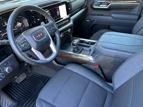 Certified 2025 GMC Sierra 1500 Elevation w/ Preferred Package AWD/4WD image 10