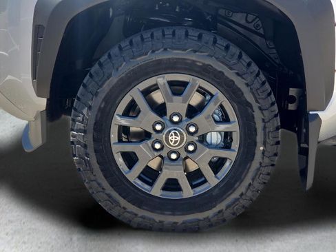 New 2026 Toyota 4Runner SR5 AWD/4WD image 9